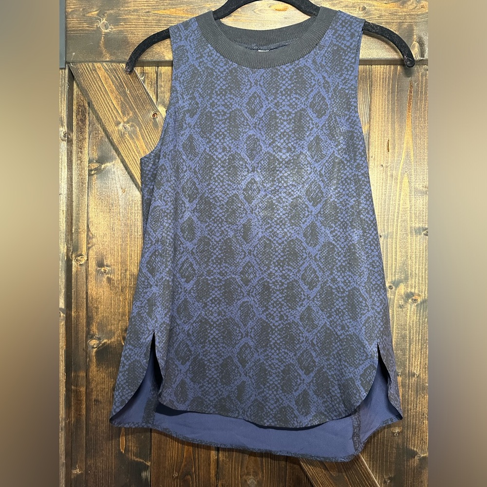NWOT Ahtleta Zephyr Tank